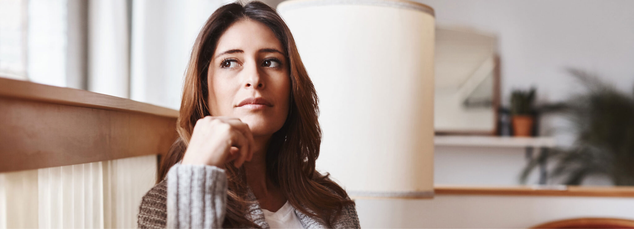 mujer que se plantea someterse a un tratamiento de fertilidad
